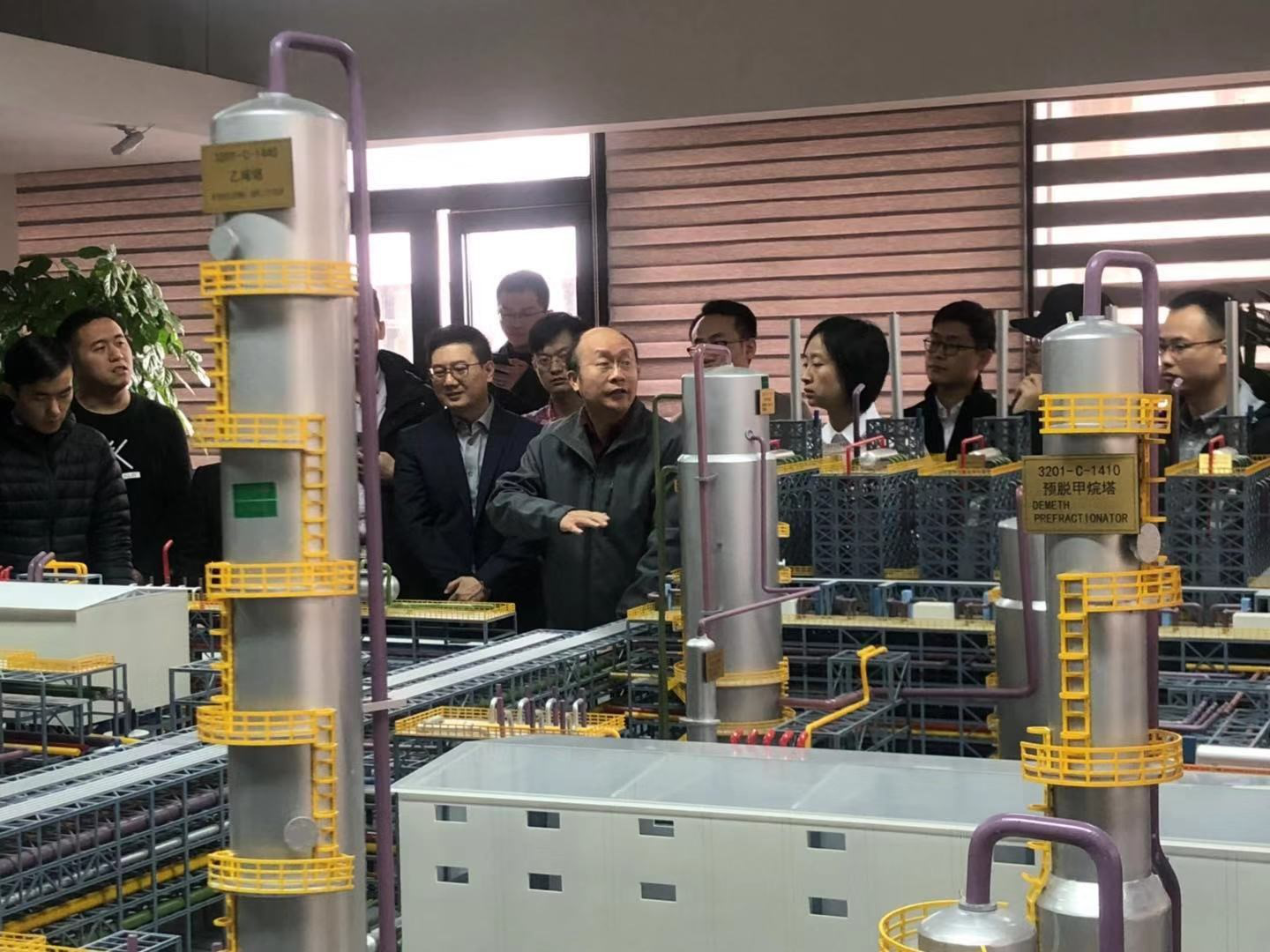 清华大学MEM团队一行参访九州酷游 清华大学MEM团队一行参访九州酷游